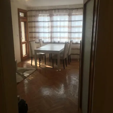 Lägenhet Stylish Spacious Flat Sofia