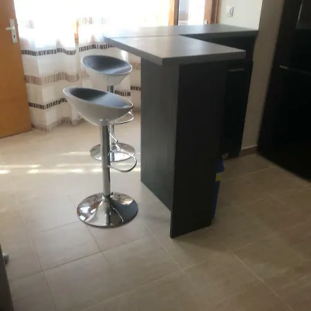 Apartment Stylish Spacious Flat Sofia